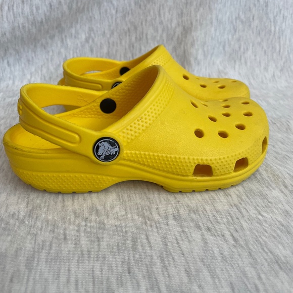 Kids Crocs Clogs Size 12 - Picture 2 of 5